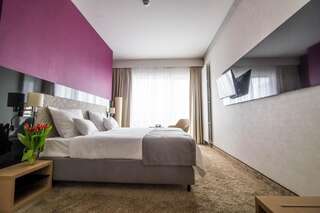 Отель Hotel Bażantowo Sport Катовице Двухместный номер с 1 кроватью или 2 отдельными кроватями-4